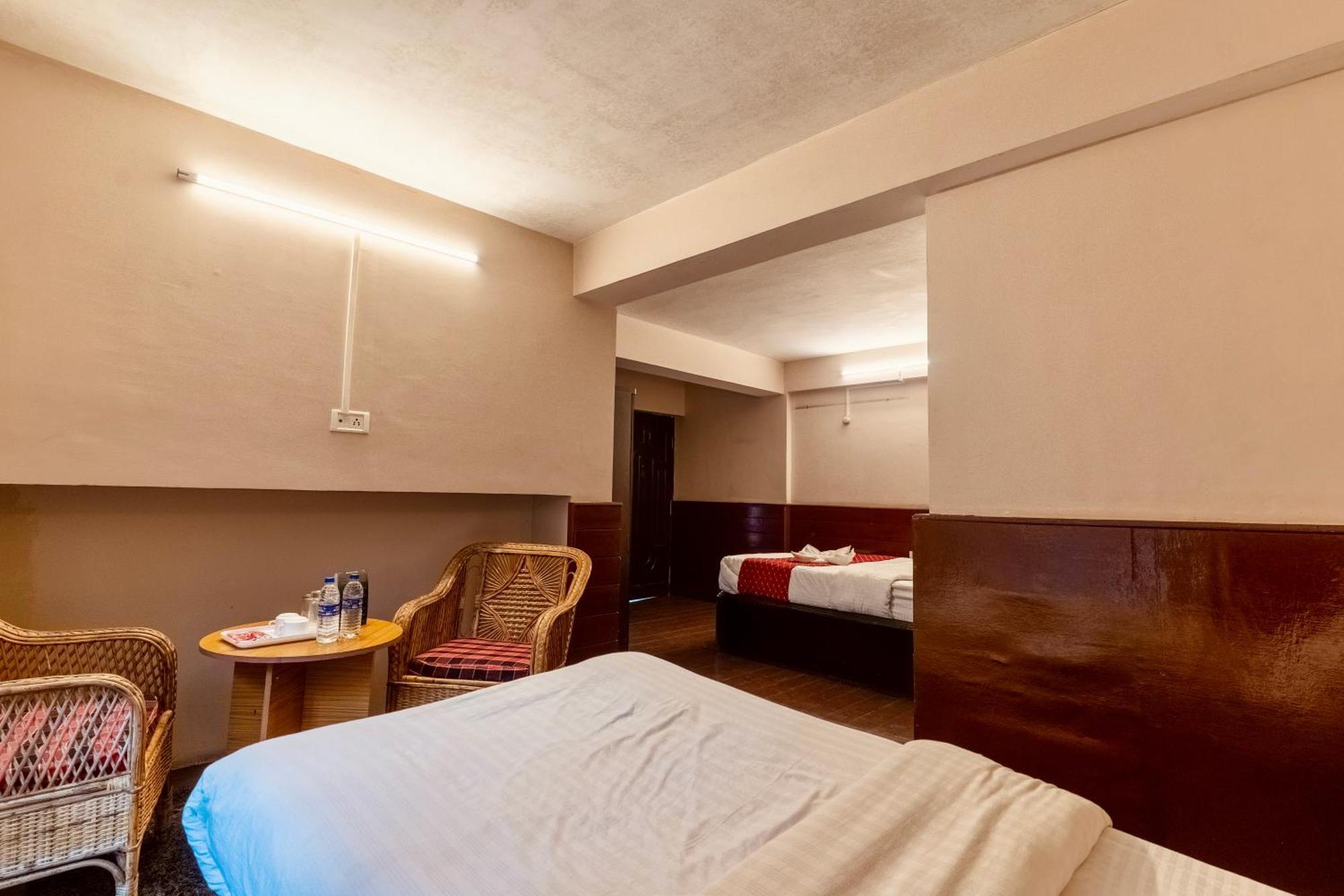 Отель Himalayan Gorkha Retreat II Free Parking Дарджилинг Экстерьер фото